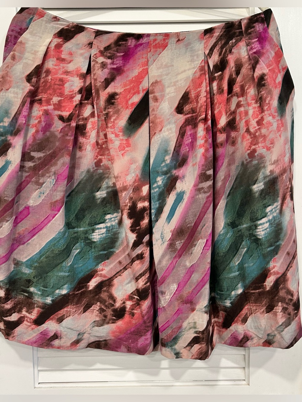 Vibrantly Colored Skirt 100% Silk Watercolor Artsy Lined Zipper Pockets Size 14
